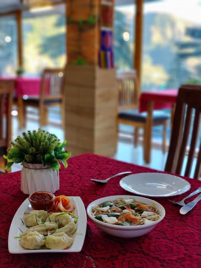 Hotel Om Palace McLeod Ganj Extérieur photo