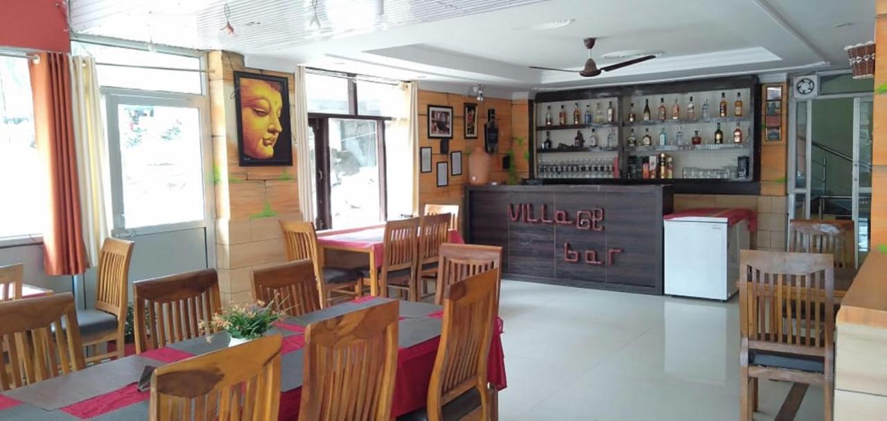Hotel Om Palace McLeod Ganj Extérieur photo
